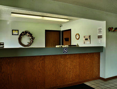 Motel Super 8 By Wyndham Washington/peoria Area 2*