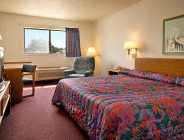 Super 8 By Wyndham Washington/peoria Area 2* Washington